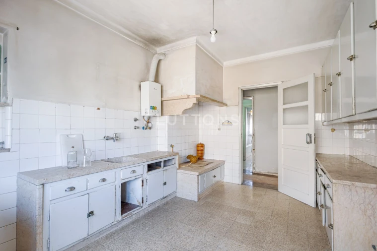 Apartamento T6 para Venda em Areeiro Foto 22