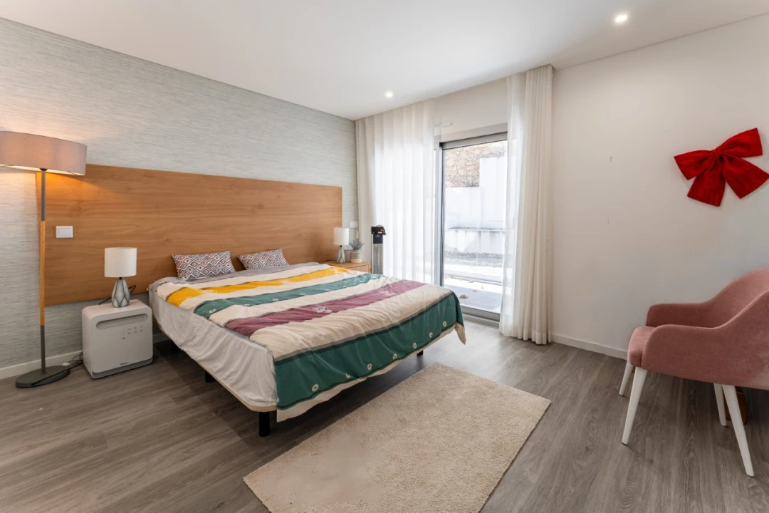 Apartamento T2 para Venda em Nazare Foto 11