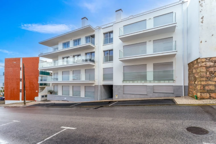 Apartamento T2 para Venda em Nazare Foto 31