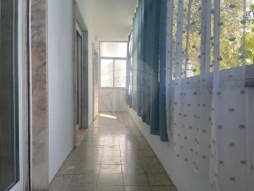 Apartamento T2 para Arrendamento em Benfica