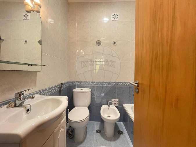 Apartamento T2 para Arrendamento em Benfica Foto 12