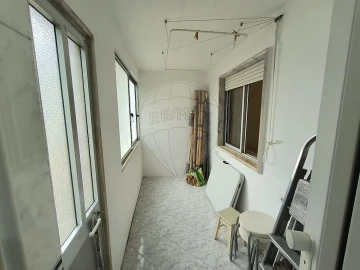 Apartamento T2 para Venda em Massamá e Monte Abraão