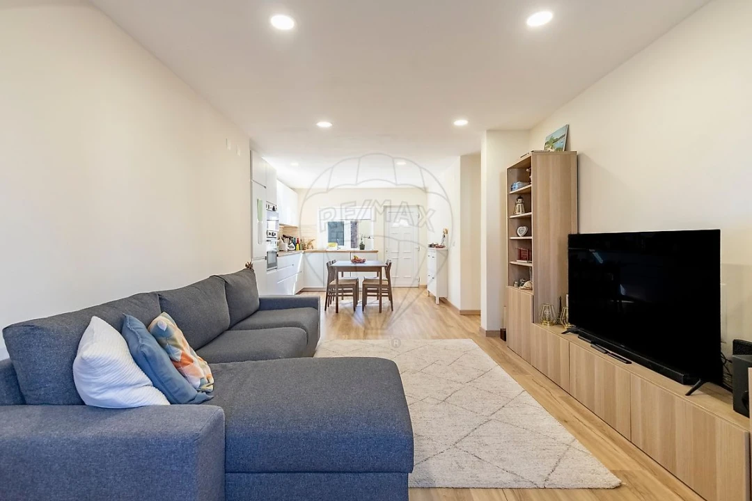 Apartamento T2 para Venda em A dos Cunhados e Maceira Foto 1