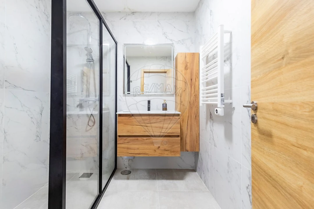Apartamento T2 para Venda em A dos Cunhados e Maceira Foto 11