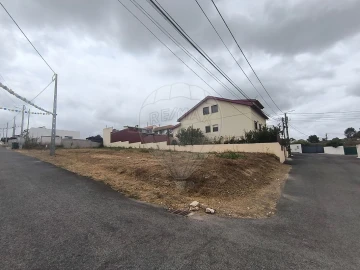 Terreno para Venda em Bombarral e Vale Covo