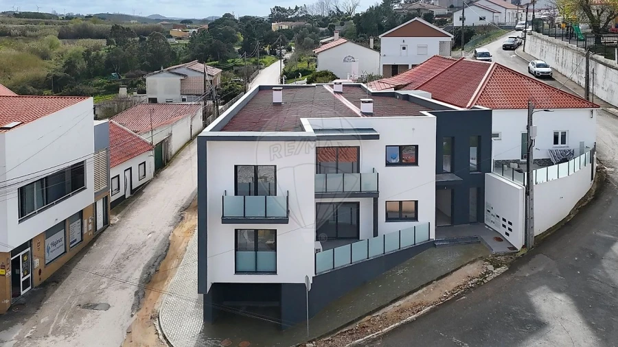 Apartamento T3 para Venda em Santa Maria, São Pedro e Matacães Foto 19