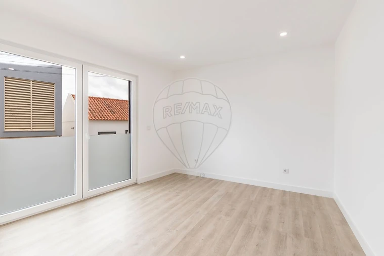 Apartamento T3 para Venda em Santa Maria, São Pedro e Matacães Foto 12