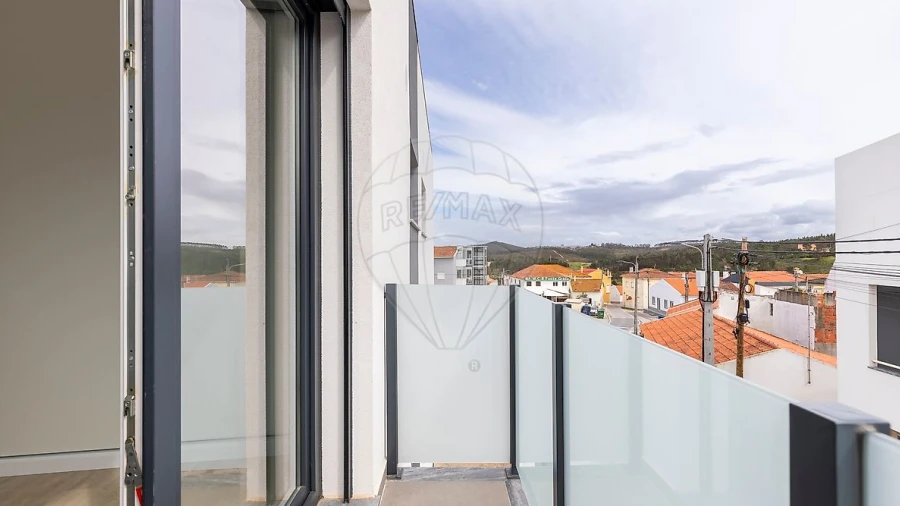 Apartamento T3 para Venda em Santa Maria, São Pedro e Matacães