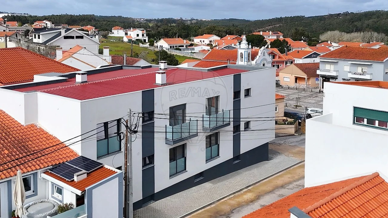Apartamento T2 para Venda em Santa Maria, São Pedro e Matacães Foto 19