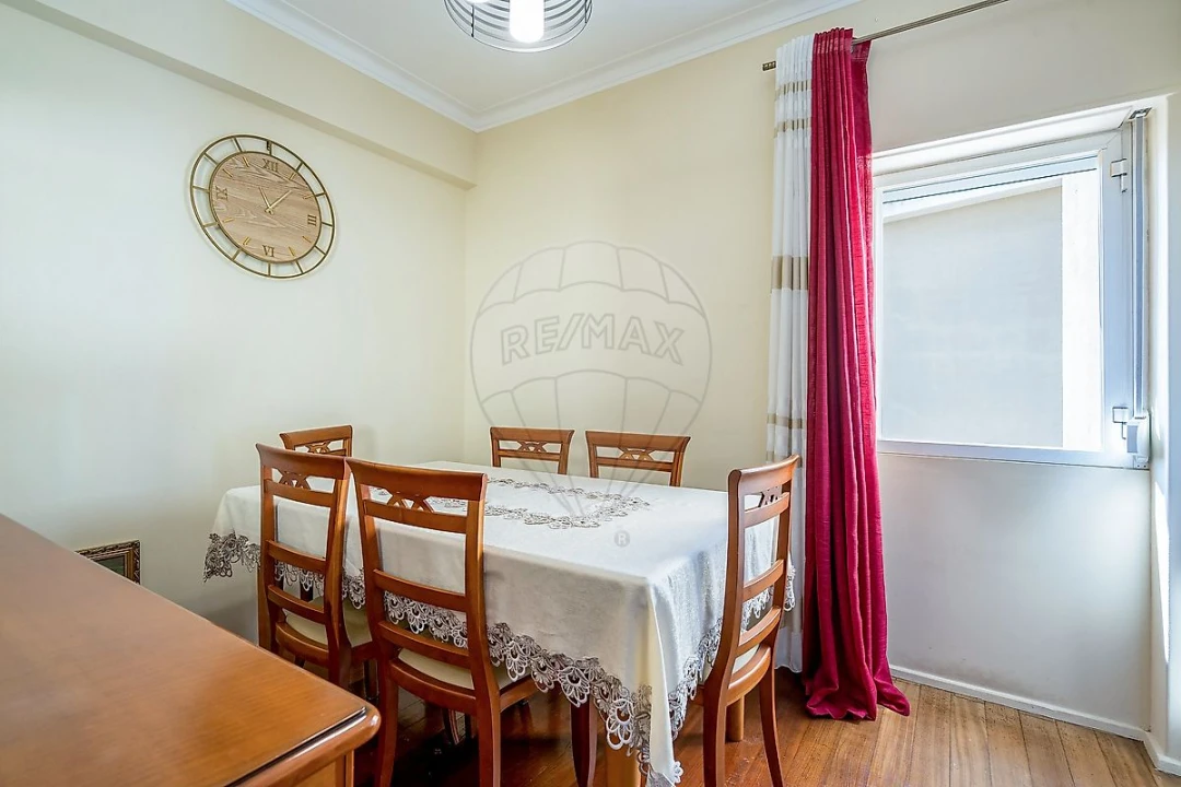 Apartamento T3 para Venda em Massamá e Monte Abraão Foto 24