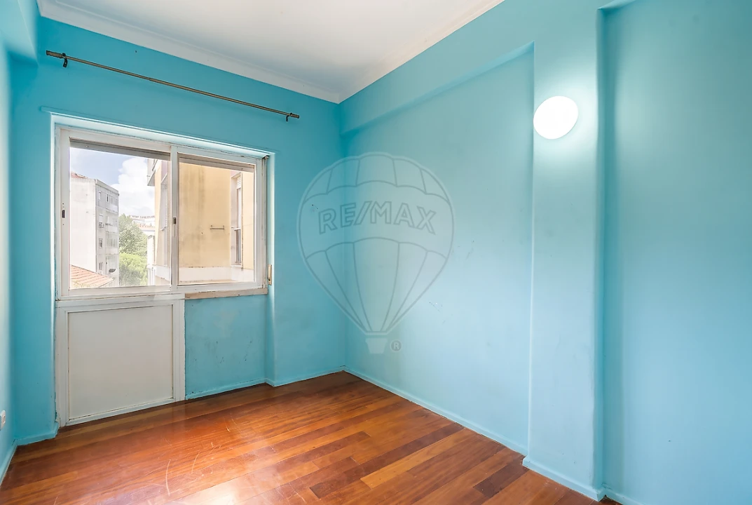 Apartamento T3 para Venda em Massamá e Monte Abraão Foto 18