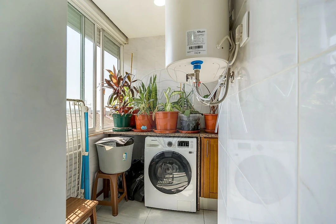 Apartamento T3 para Venda em Massamá e Monte Abraão Foto 13