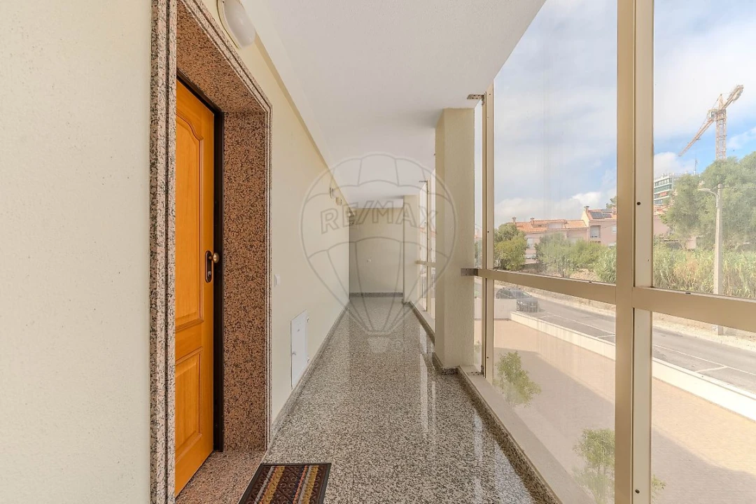 Apartamento T2 para Venda em Cascais e Estoril Foto 26
