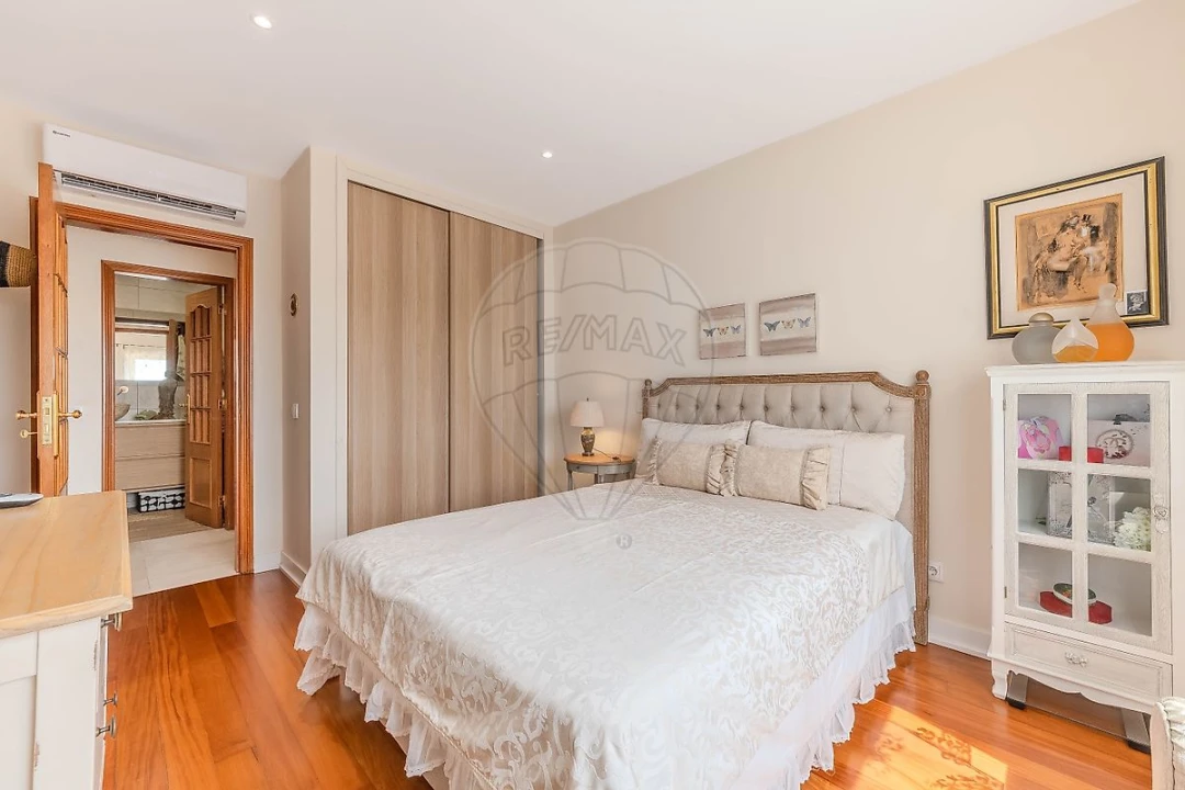 Apartamento T2 para Venda em Cascais e Estoril Foto 3