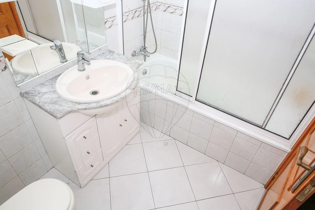 Apartamento T3 para Venda em Castanheira do Ribatejo e Cachoeiras Foto 11