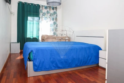 Apartamento T3 para Venda em Castanheira do Ribatejo e Cachoeiras