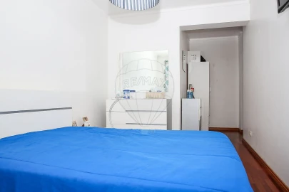 Apartamento T3 para Venda em Castanheira do Ribatejo e Cachoeiras