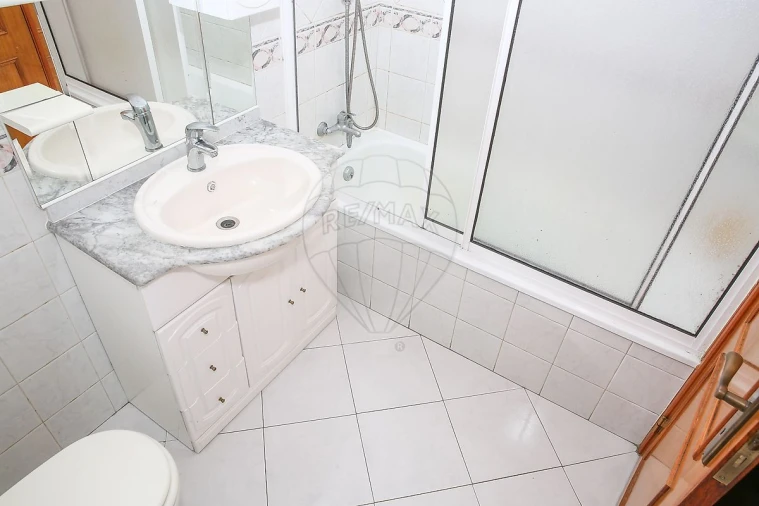 Apartamento T3 para Venda em Castanheira do Ribatejo e Cachoeiras Foto 11