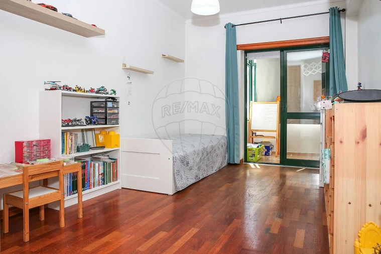Apartamento T3 para Venda em Castanheira do Ribatejo e Cachoeiras Foto 12