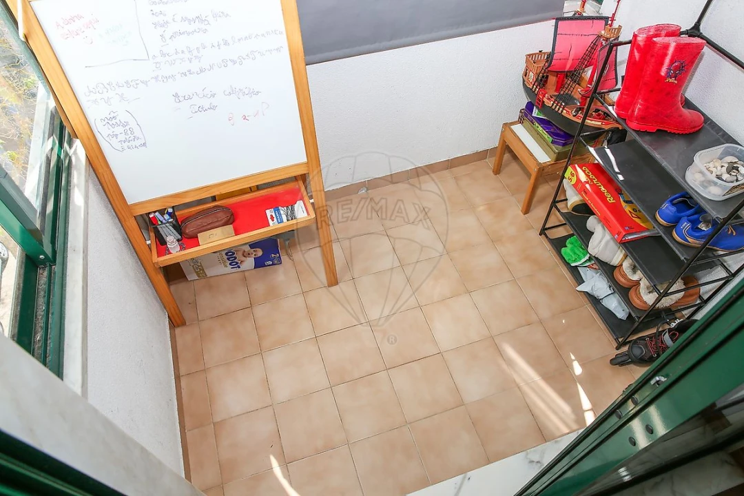 Apartamento T3 para Venda em Castanheira do Ribatejo e Cachoeiras Foto 14