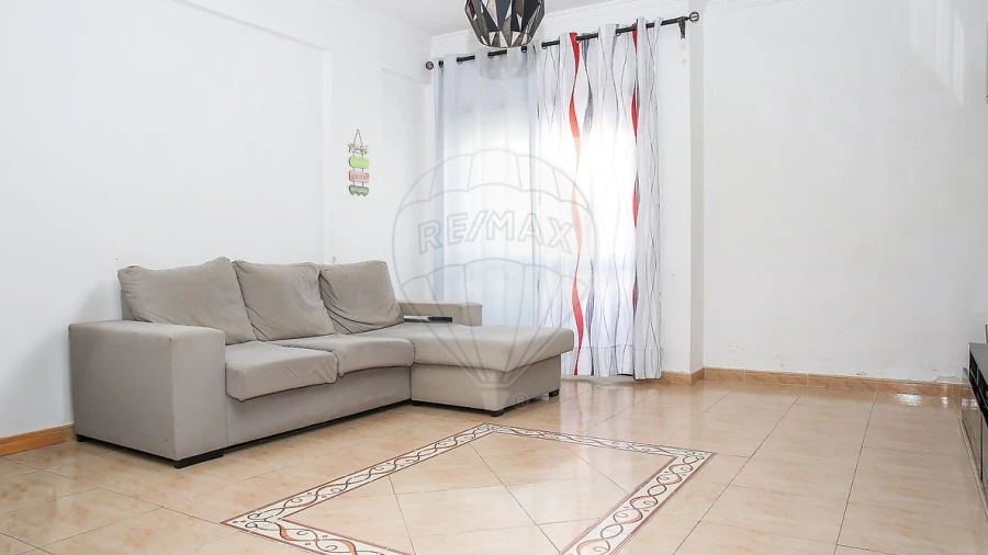 Apartamento T3 para Venda em Castanheira do Ribatejo e Cachoeiras