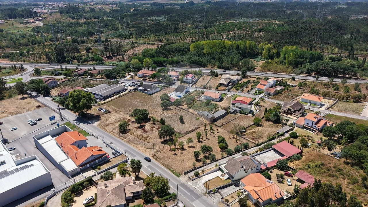 Terreno para Venda em Sangalhos Foto 8