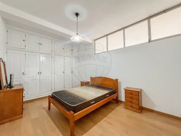 Apartamento T1 para Venda em Santo Antonio dos Olivais