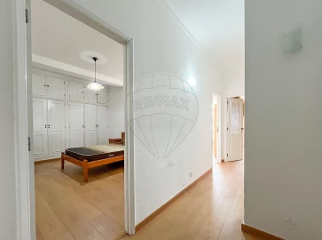 Apartamento T1 para Venda em Santo Antonio dos Olivais