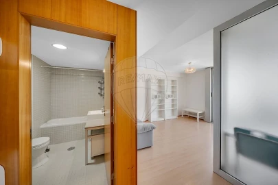 Apartamento para Venda em Aradas