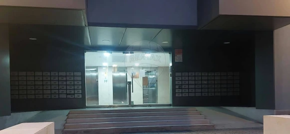 Apartamento T0 para Venda em Aradas