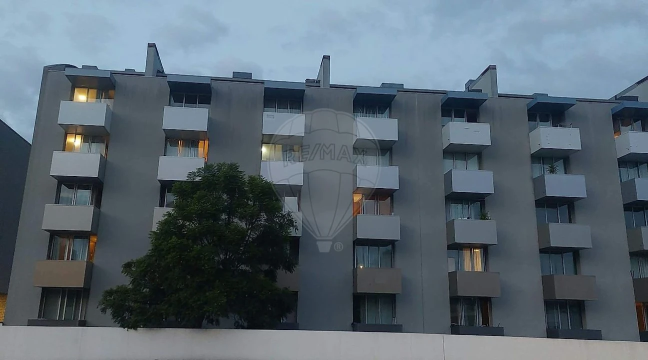 Apartamento T0 para Venda em Aradas Foto 5