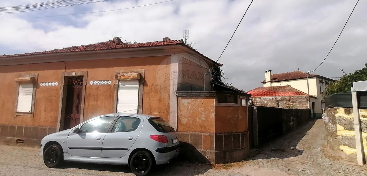 Moradia T3 para Venda em Moreira Foto 1