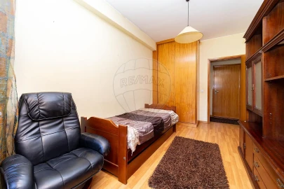 Apartamento T2 para Arrendamento em Santa Marinha e São Pedro da Afurada