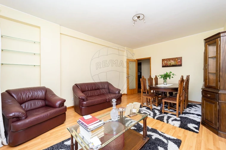 Apartamento T2 para Arrendamento em Santa Marinha e São Pedro da Afurada Foto 6