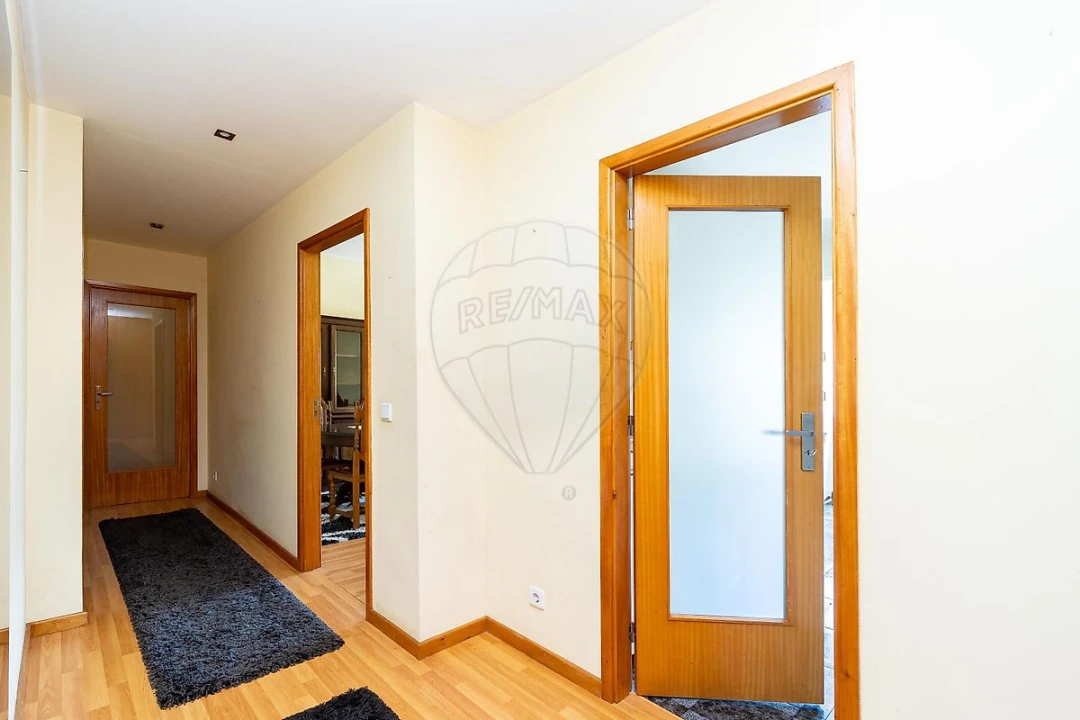 Apartamento T2 para Arrendamento em Santa Marinha e São Pedro da Afurada Foto 8