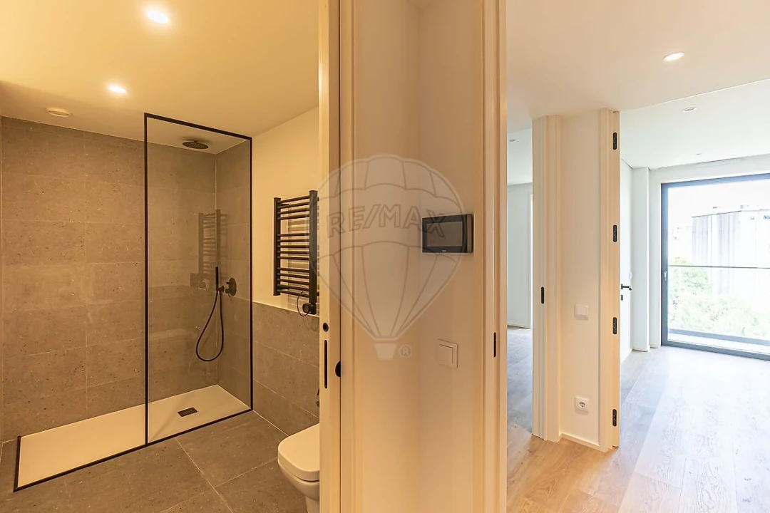 Apartamento T2 para Venda em Aguas Santas Foto 9