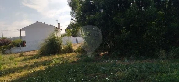 Terreno para Venda em Espinho