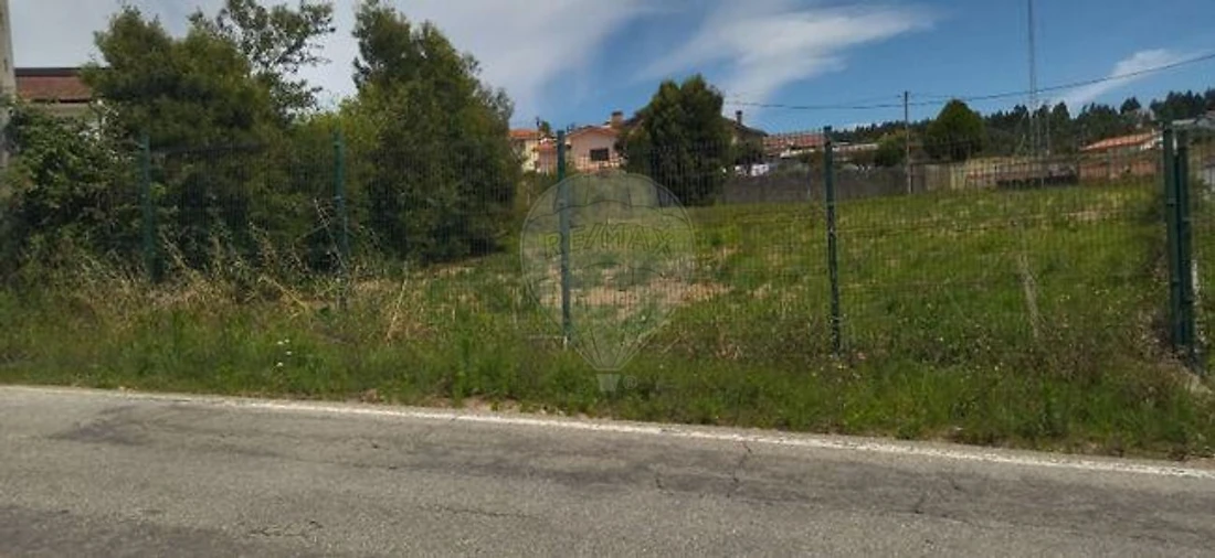 Terreno para Venda em Espinho Foto 7