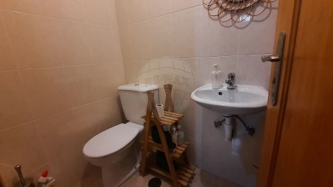 Apartamento T2 para Arrendamento em São Felix da Marinha