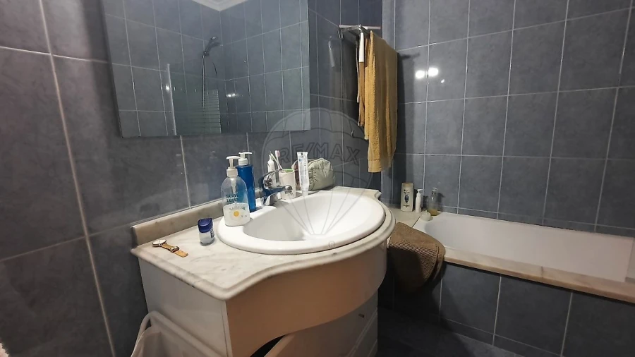 Apartamento T2 para Arrendamento em São Felix da Marinha Foto 3