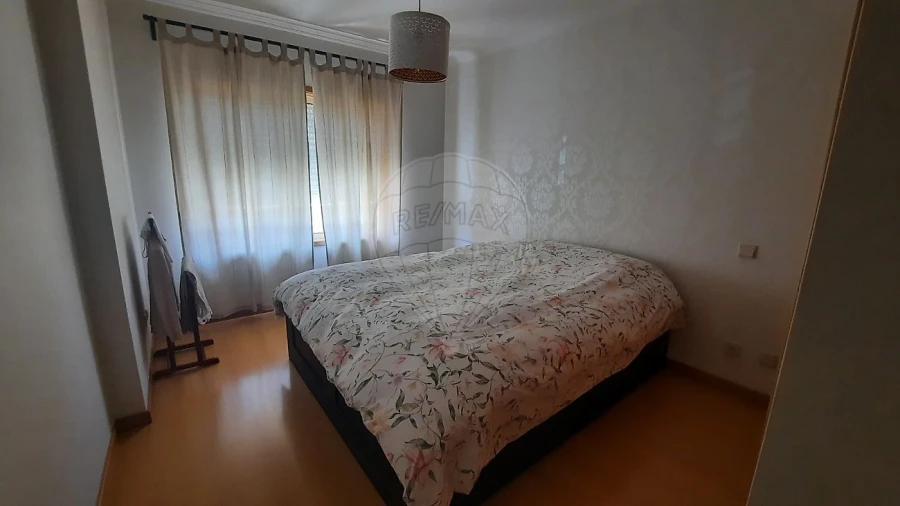 Apartamento T2 para Arrendamento em São Felix da Marinha Foto 11