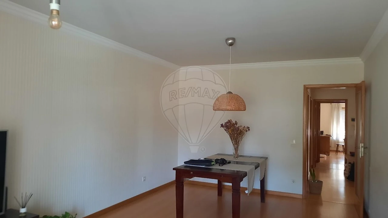 Apartamento T2 para Arrendamento em São Felix da Marinha Foto 17