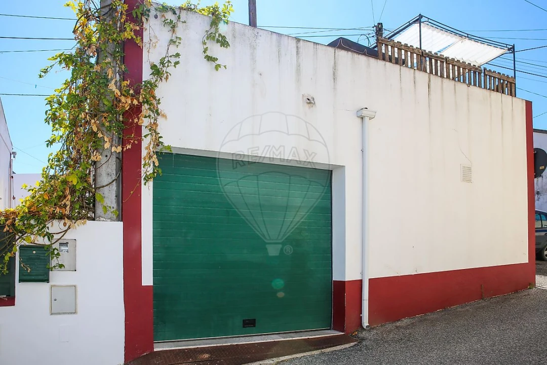 Moradia T3 para Venda em Aldeia Galega da Merceana e Aldeia Gavinha Foto 1