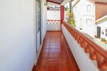 Moradia T3 para Venda em Aldeia Galega da Merceana e Aldeia Gavinha