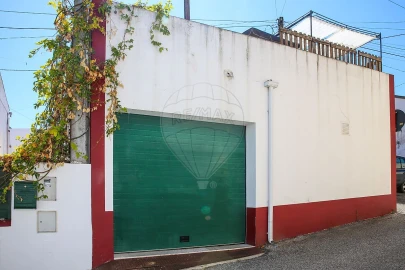 Moradia T3 para Venda em Aldeia Galega da Merceana e Aldeia Gavinha