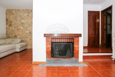 Moradia T3 para Venda em Aldeia Galega da Merceana e Aldeia Gavinha