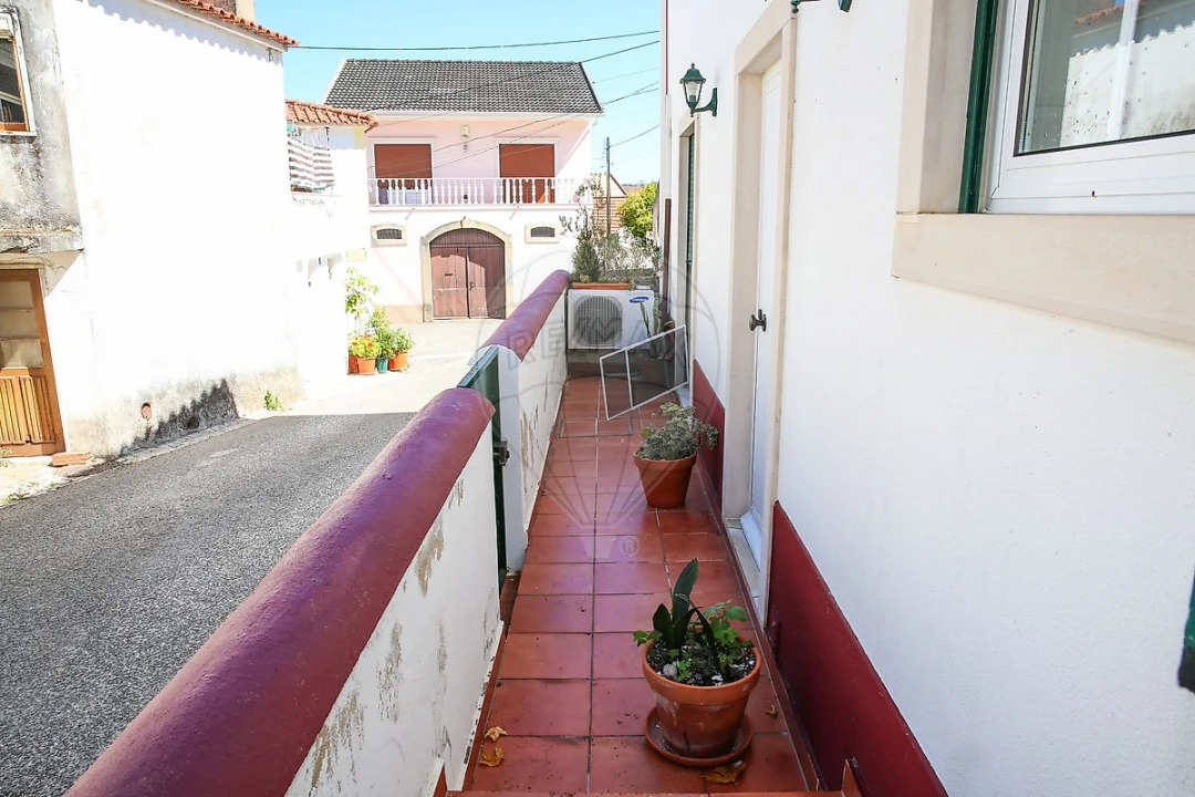 Moradia T3 para Venda em Aldeia Galega da Merceana e Aldeia Gavinha Foto 4