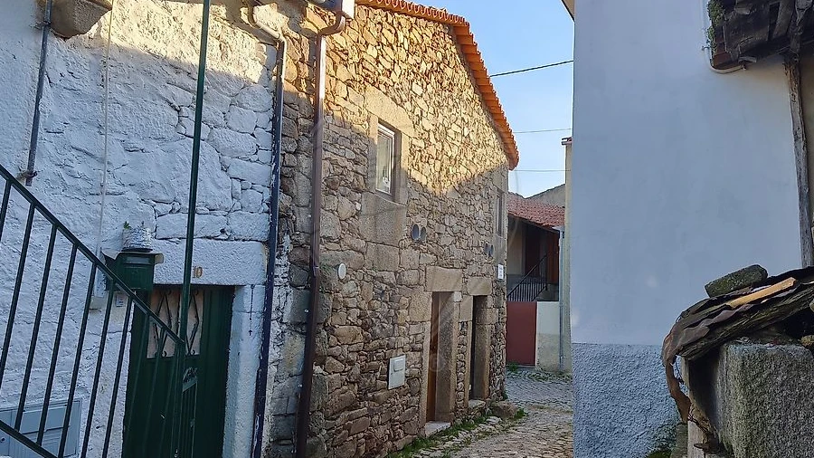 Moradia T2 para Venda em Larinho