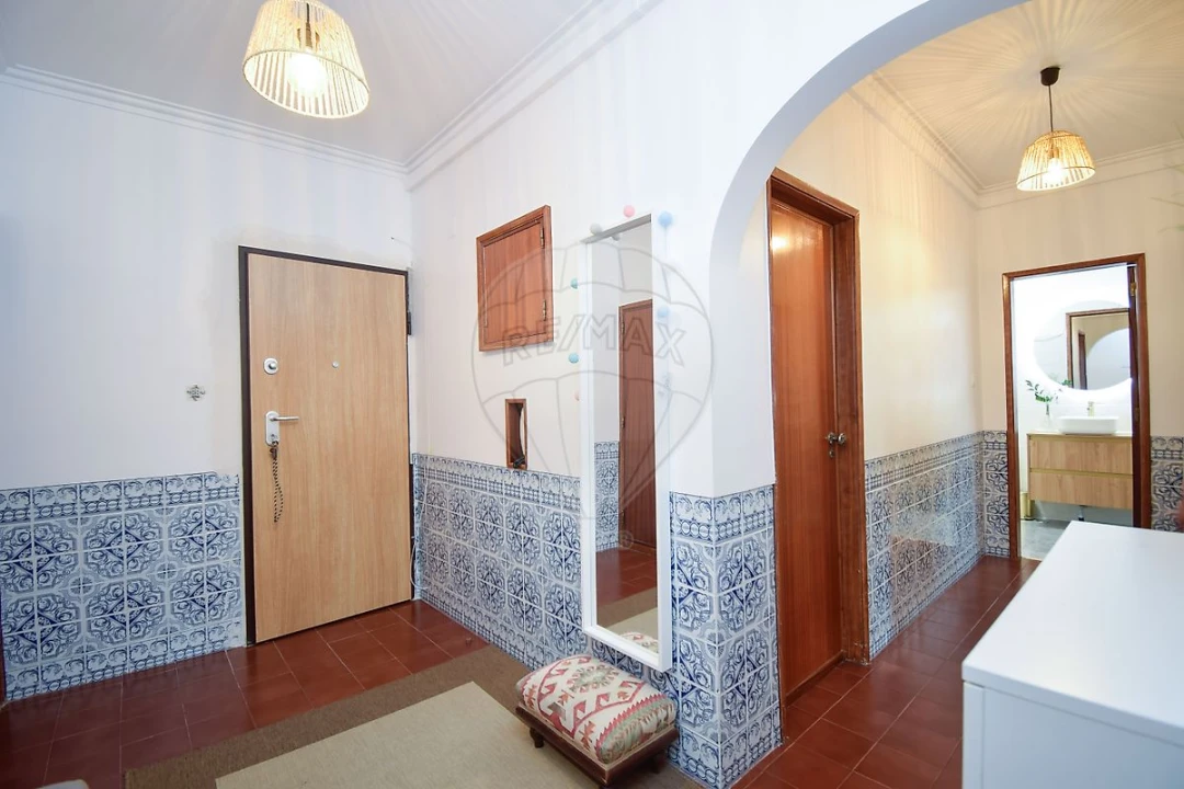 Apartamento T2 para Venda em Massamá e Monte Abraão Foto 15