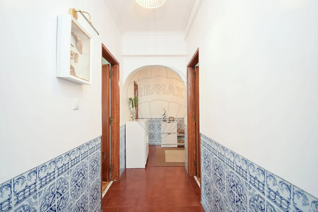 Apartamento T2 para Venda em Massamá e Monte Abraão Foto 11